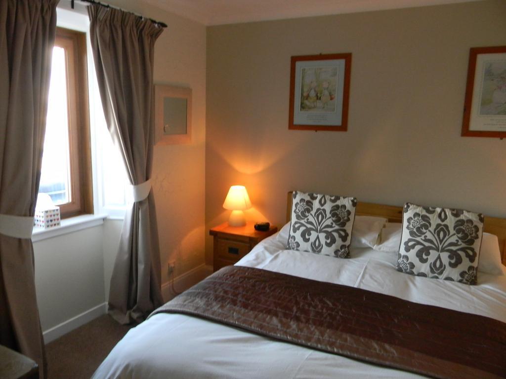 Harbour Lights Guesthouse Stranraer Kültér fotó